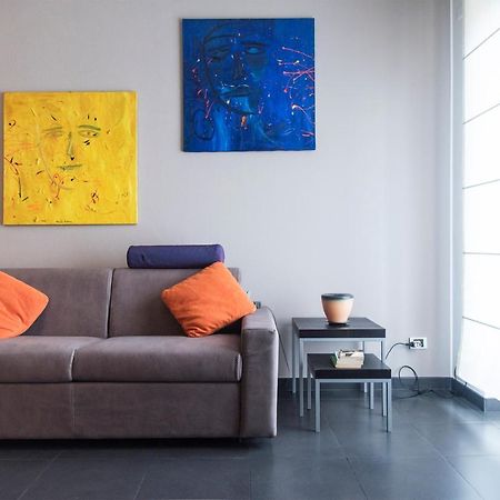 High Rise Studio Flat Near Metro Stop Mailand Exterior foto