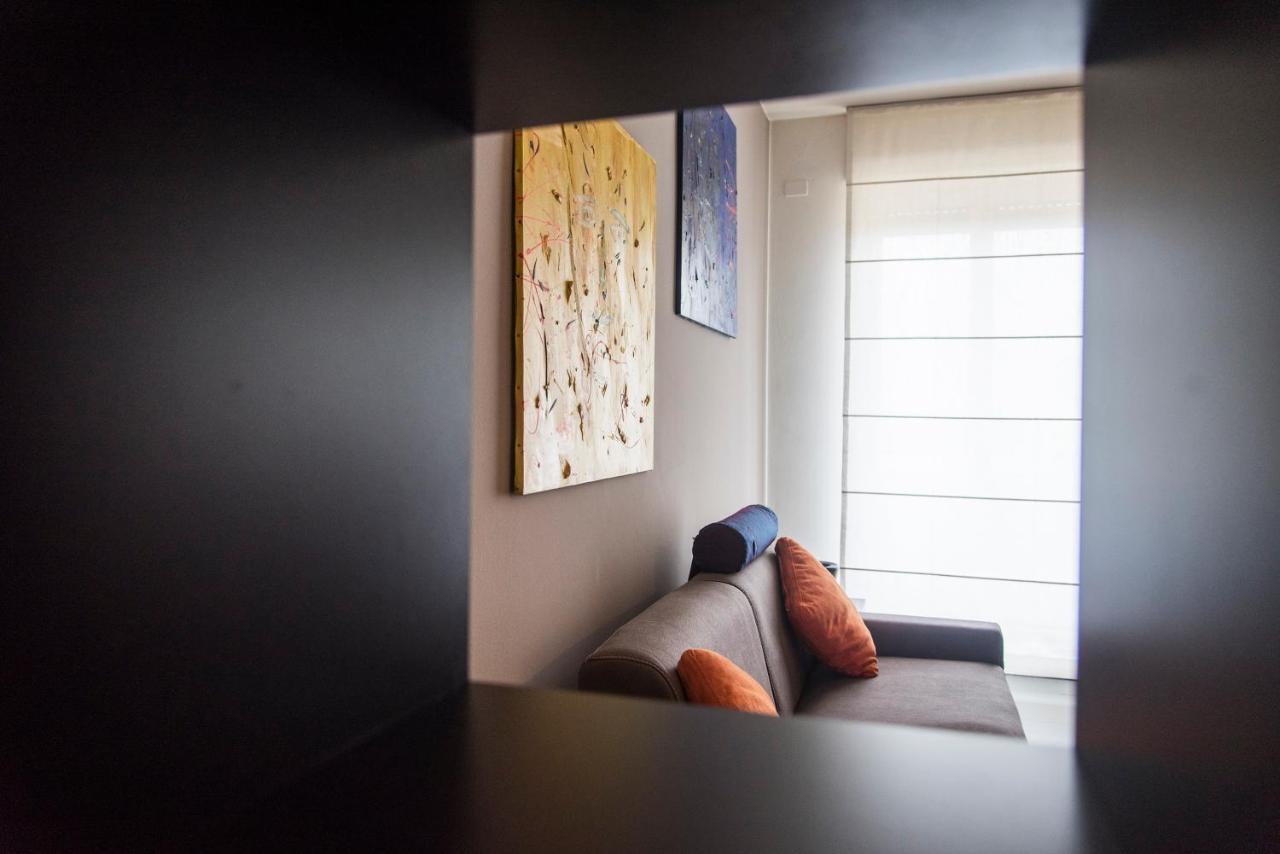 High Rise Studio Flat Near Metro Stop Mailand Exterior foto